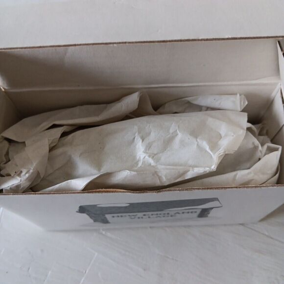 Dept 56 Heritage Village New England Village Sign #65706 w/Box UNUSED - Picture 4 of 8